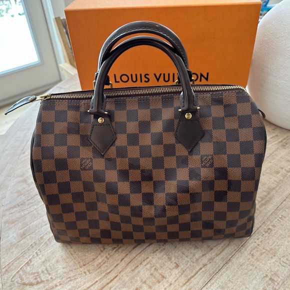 Authentic Louis Vuitton Speedy - Picture 12 of 13